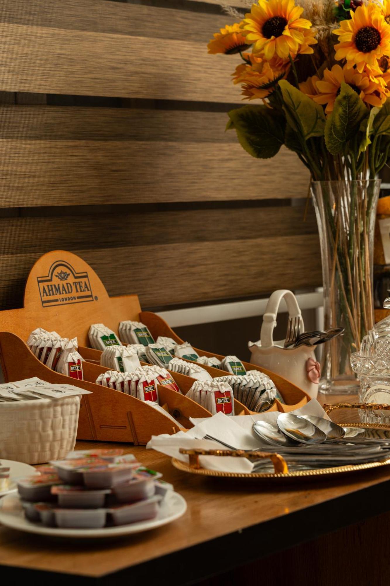 Sv Hotel Tashkent Bagian luar foto